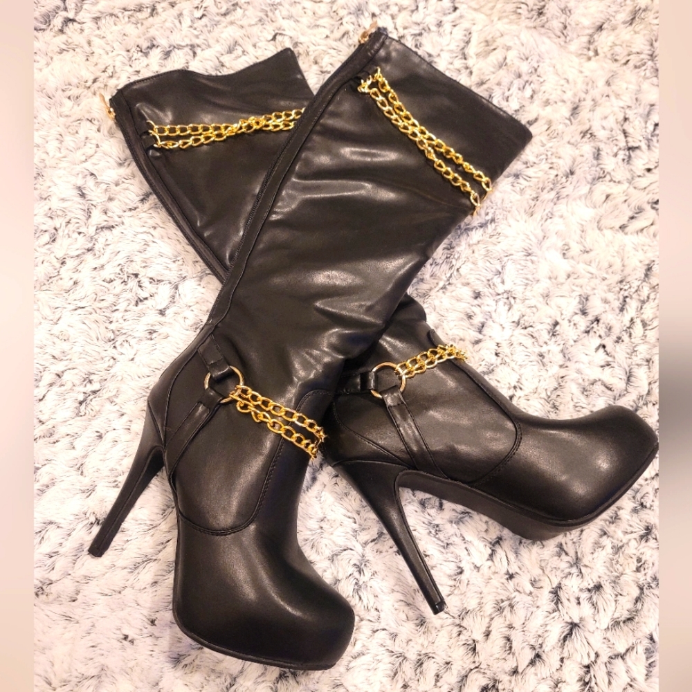 JustFab Black Vaynas Boots SZ 8